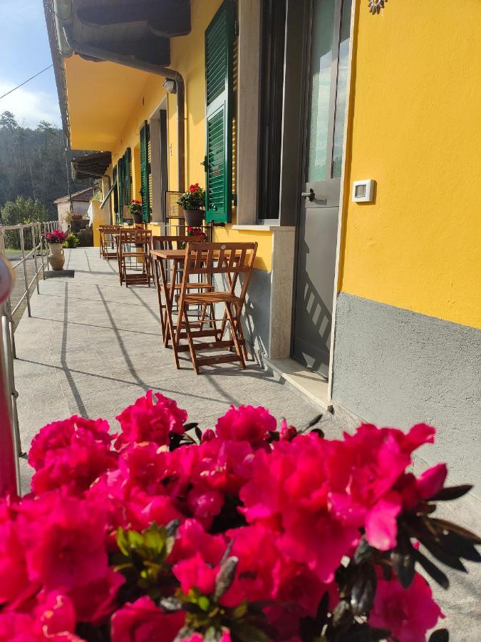 Il Giardino Dei Pavoni Hotel Soviore Buitenkant foto